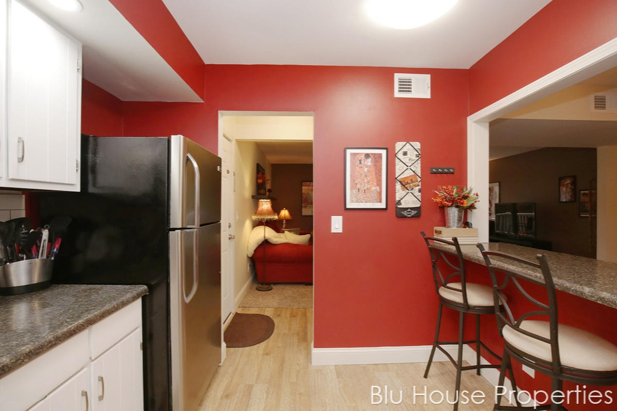 6714 Cascade Road Southeast, Unit C12 Grand Rapids, MI 49546 - Photo 5 of 24 6719Cascade