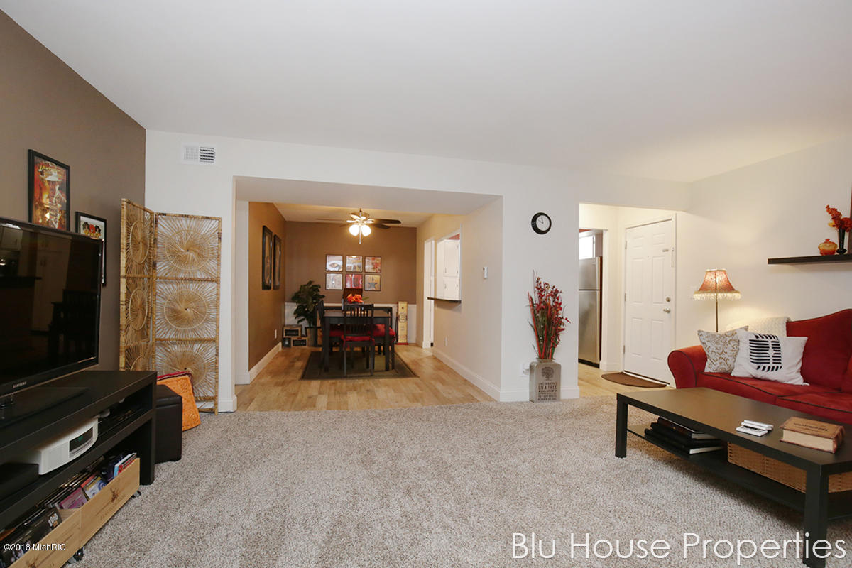 6714 Cascade Road Southeast, Unit C12 Grand Rapids, MI 49546 - Photo 9 of 24 6724Cascade