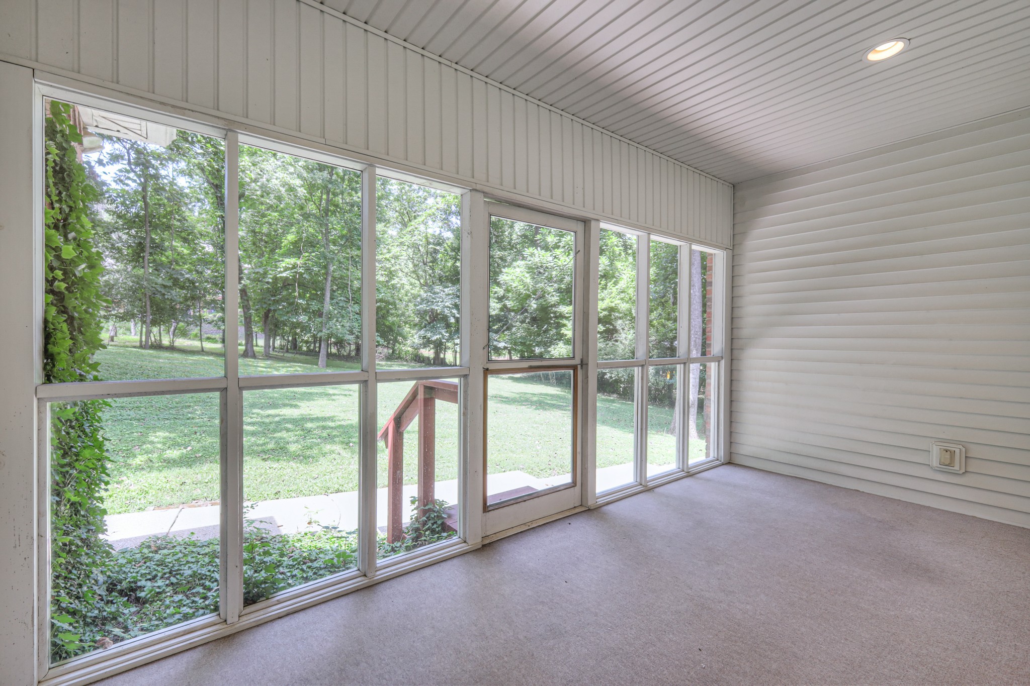 604 Georgian Way Mount Juliet, TN 37122 - Photo 33 of 58 a view of room with a large window