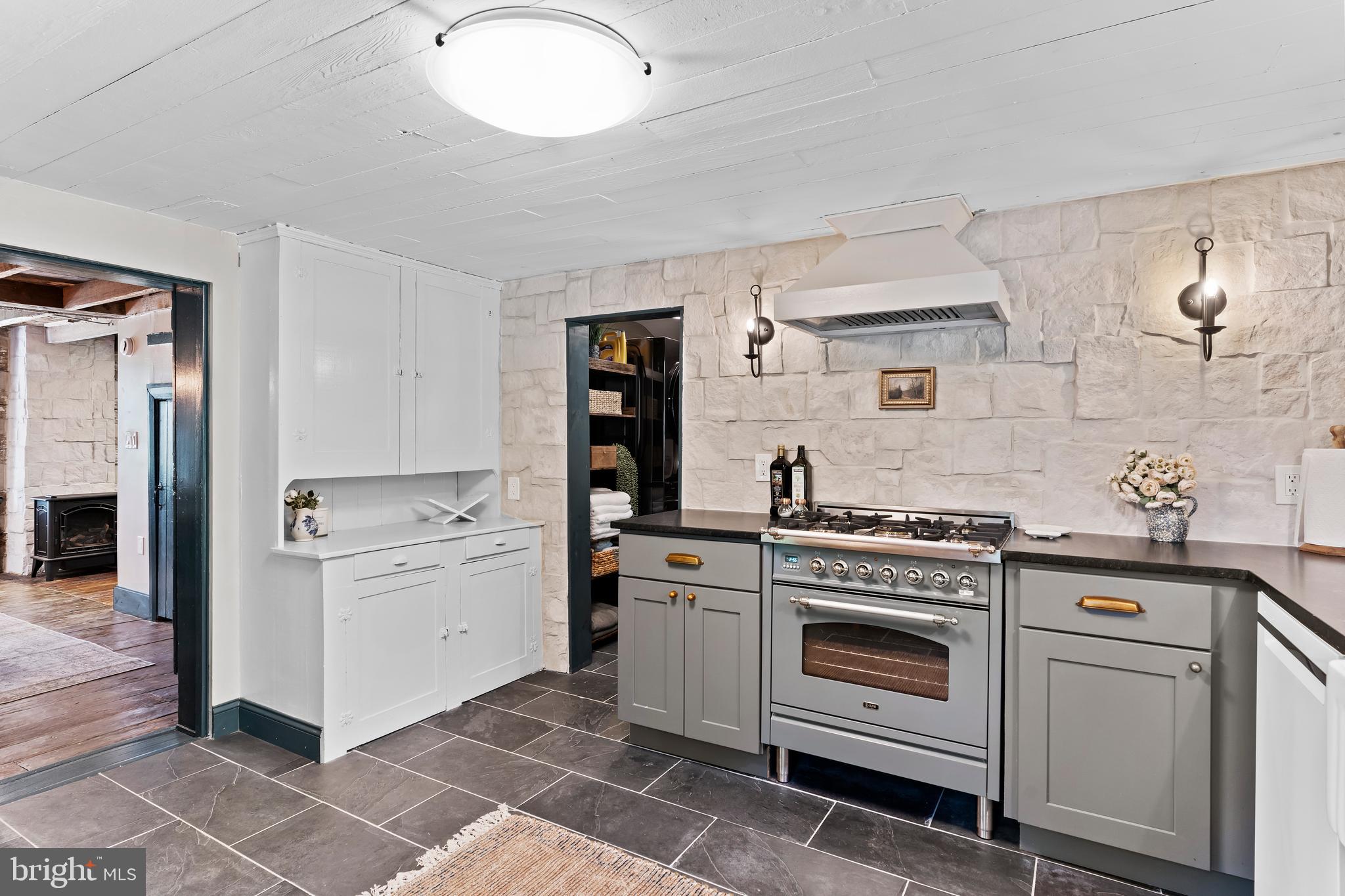 1134 South Mountain Road Dillsburg, PA 17019 - Photo 10 of 66