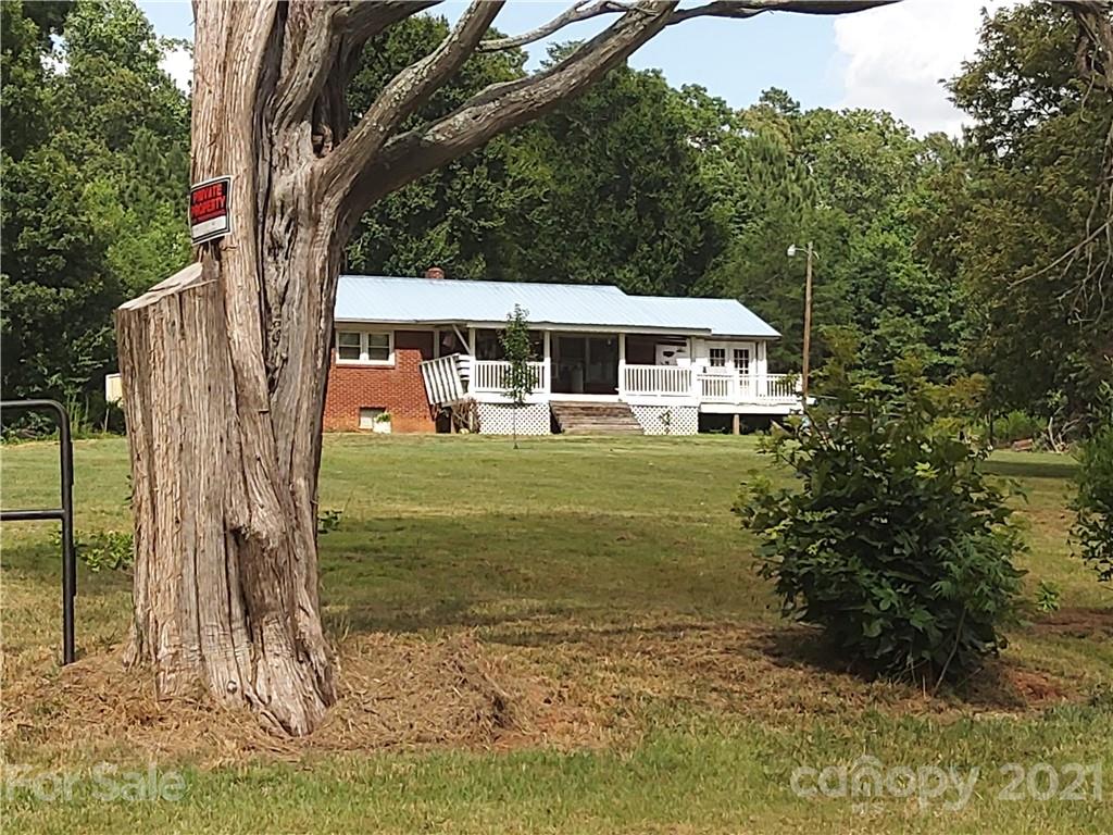 655 Hill Road Lincolnton, NC 28092 - Photo 1 of 28 Gallery Image 1