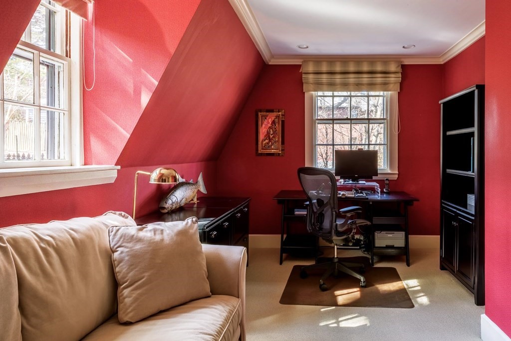 74 Holland Road Brookline, MA 02445 - Photo 12 of 17