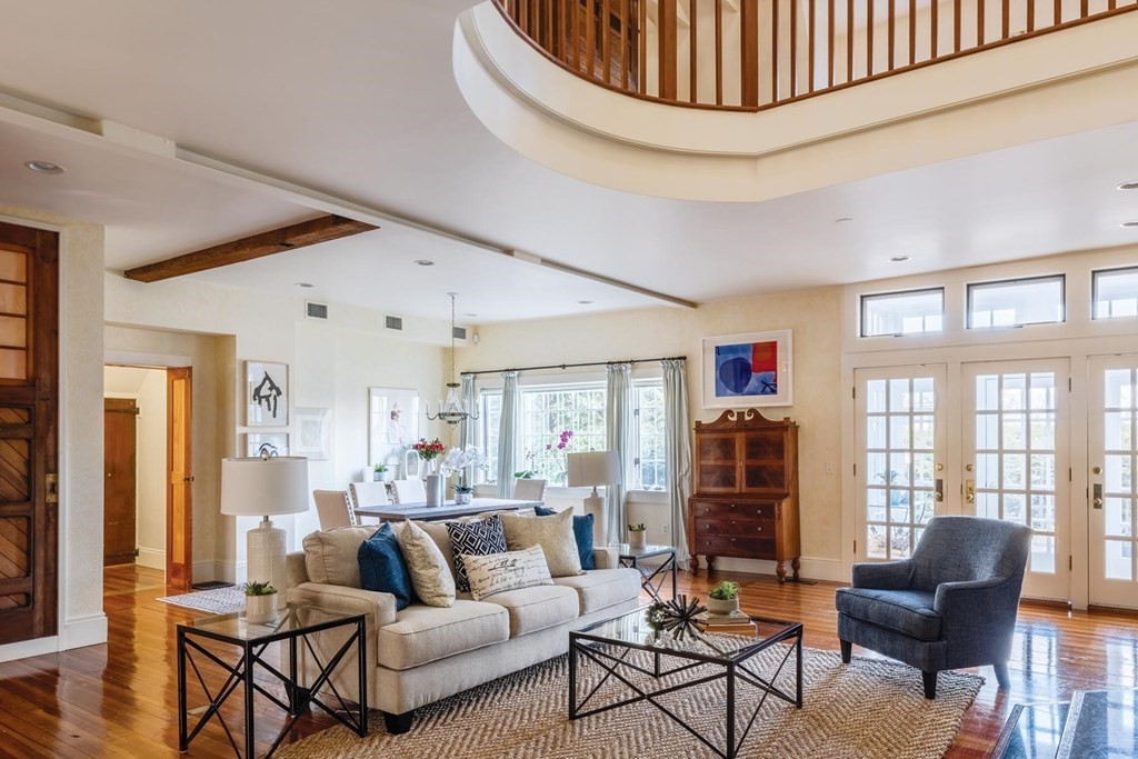 74 Holland Road Brookline, MA 02445 - Photo 3 of 17