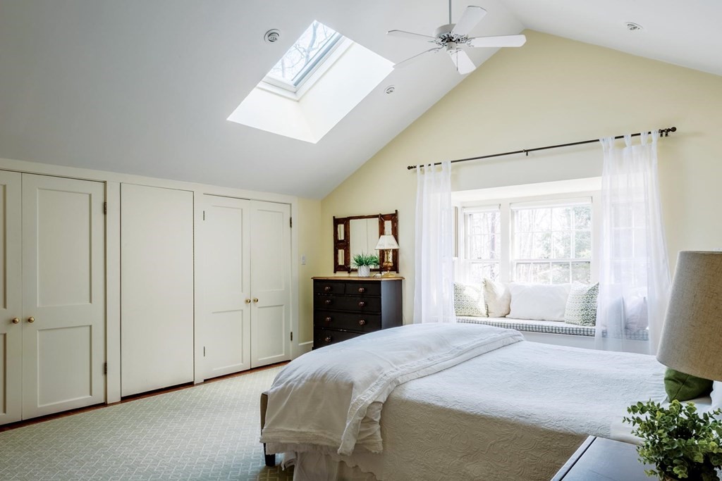 74 Holland Road Brookline, MA 02445 - Photo 8 of 17