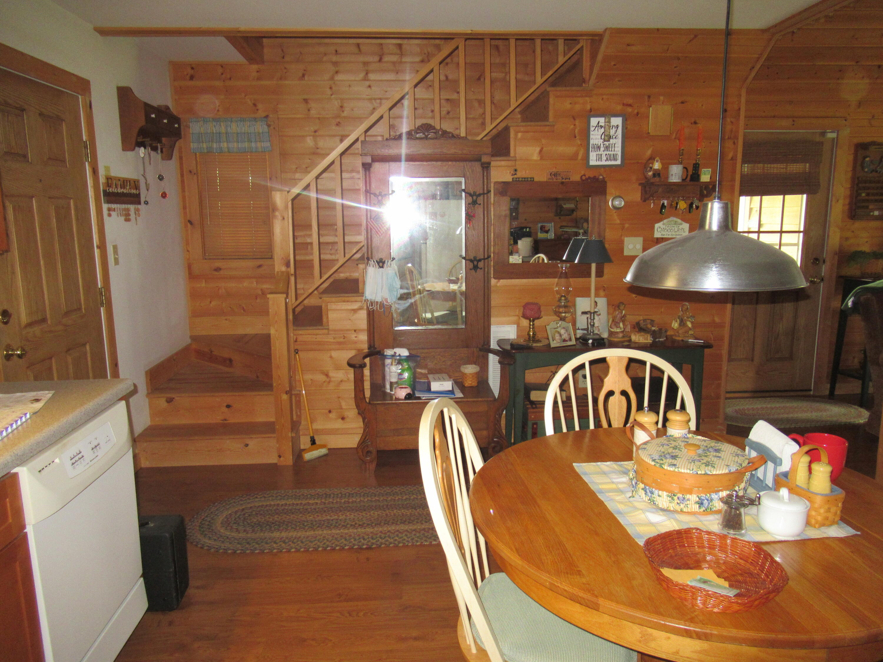2779 Stone House Road Lewisburg, WV 24901 - Photo 7 of 53 Gallery Image 7