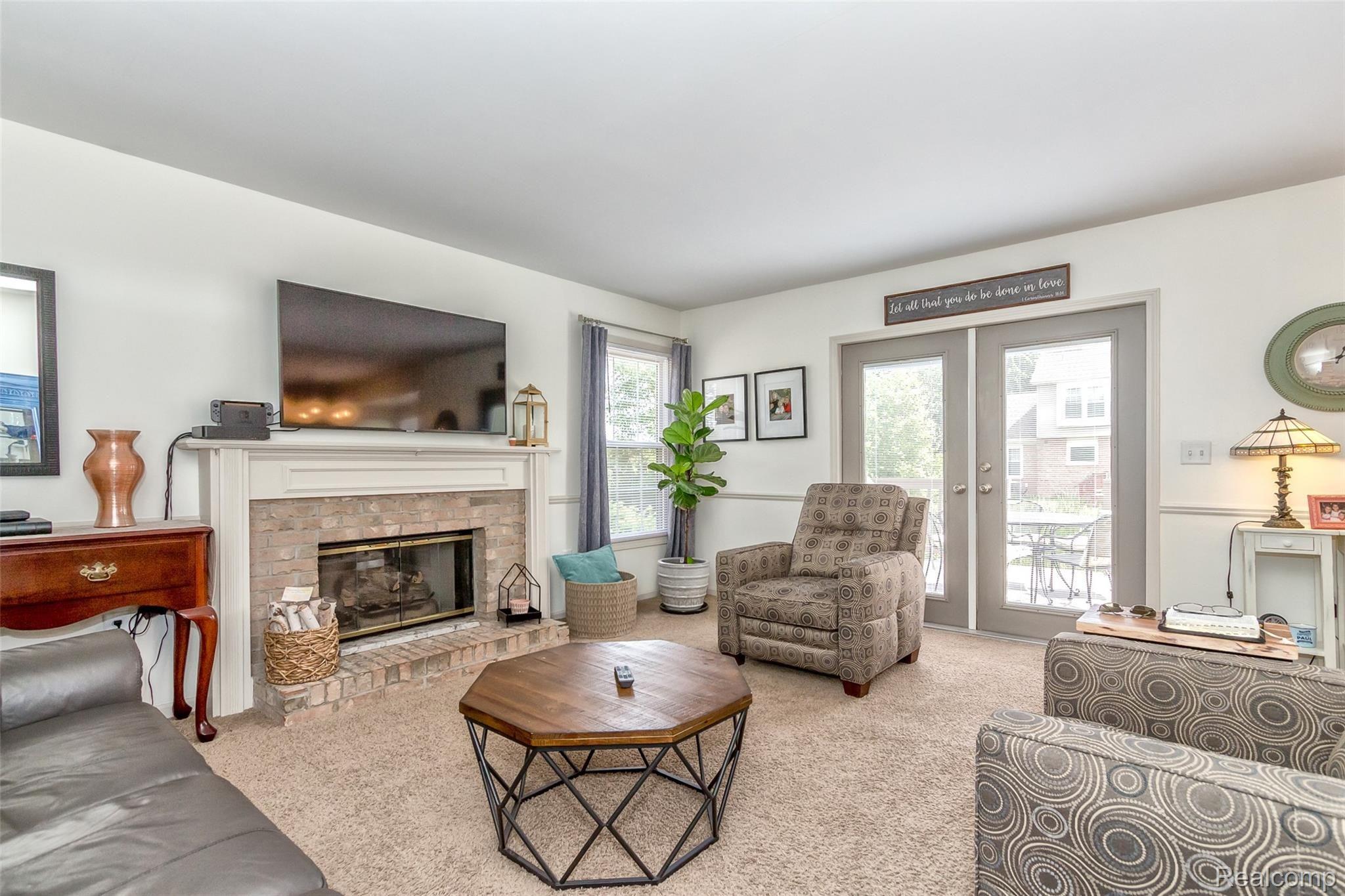1048 Chelsea Road Canton, MI 48187 - Photo 24 of 37 20.jpg
