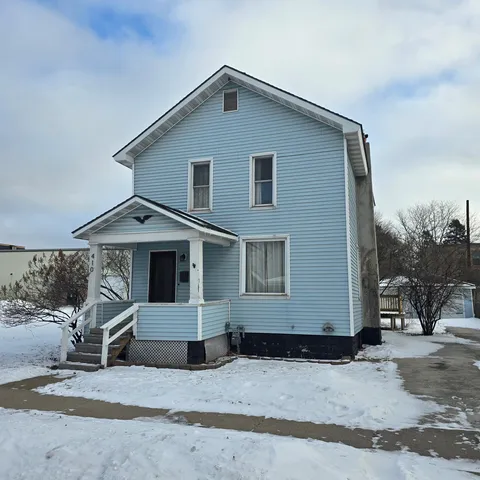 $179,900 | 410 2nd Street, Menominee, MI 49858