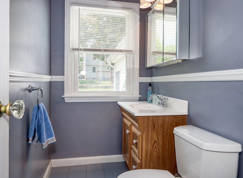 804 Trapelo Road Waltham, MA 02452 - Photo 12 of 27 Gallery Image 12