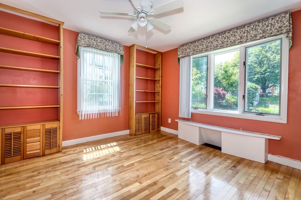 804 Trapelo Road Waltham, MA 02452 - Photo 13 of 27 Gallery Image 13