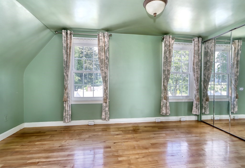 804 Trapelo Road Waltham, MA 02452 - Photo 15 of 27 Gallery Image 15