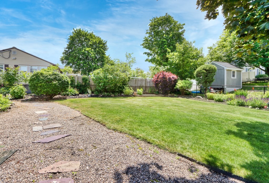 804 Trapelo Road Waltham, MA 02452 - Photo 21 of 27 Gallery Image 21