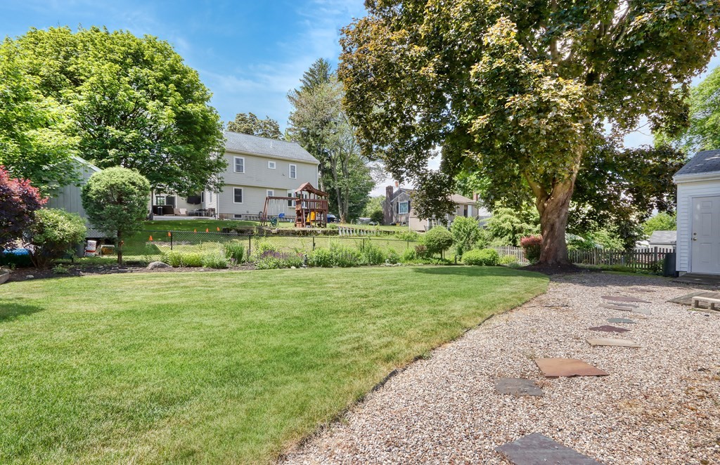 804 Trapelo Road Waltham, MA 02452 - Photo 23 of 27 Gallery Image 23