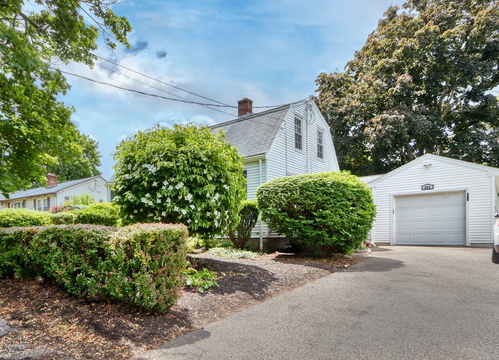 804 Trapelo Road Waltham, MA 02452 - Photo 26 of 27 Gallery Image 26