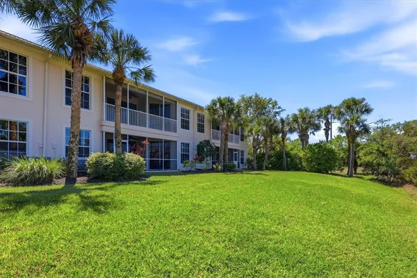 $2,350 | 4456 Streamside Court, Unit 1605, Sarasota, FL 34238
