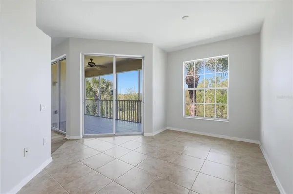 $2,350 | 4456 Streamside Court, Unit 1605, Sarasota, FL 34238