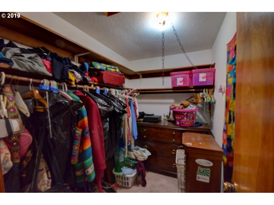 71980 East Linden Road Rhododendron, OR 97049 - Photo 15 of 30 Gallery Image 15