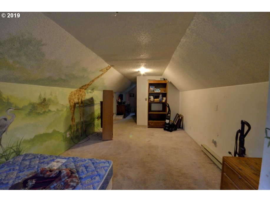 71980 East Linden Road Rhododendron, OR 97049 - Photo 17 of 30 Gallery Image 17
