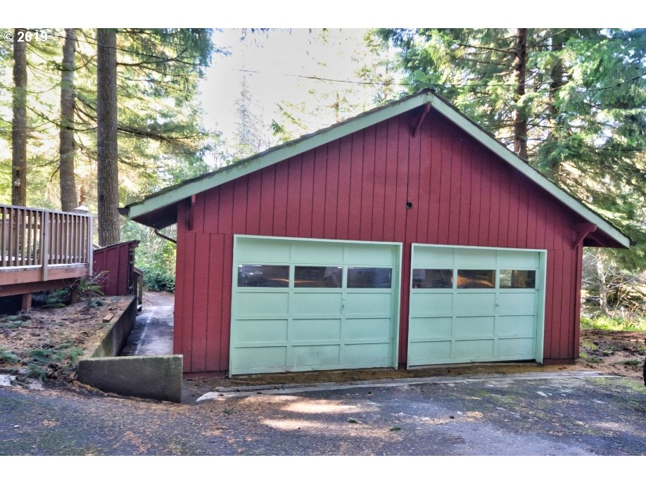 71980 East Linden Road Rhododendron, OR 97049 - Photo 2 of 30 Gallery Image 2
