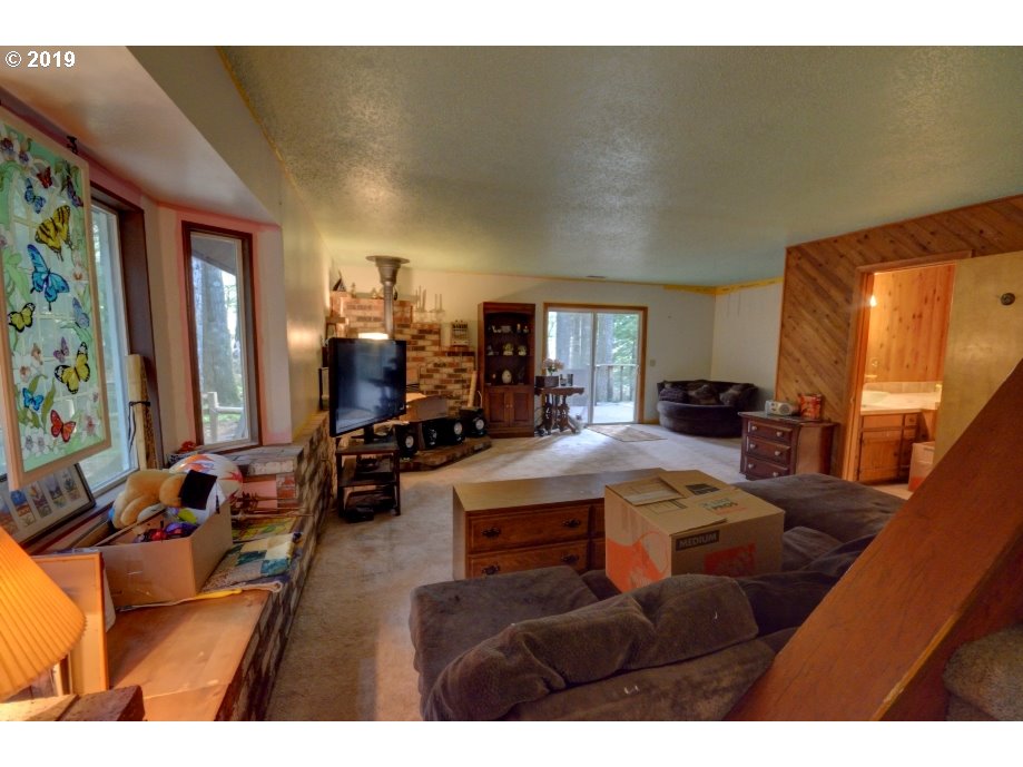 71980 East Linden Road Rhododendron, OR 97049 - Photo 5 of 30 Gallery Image 5