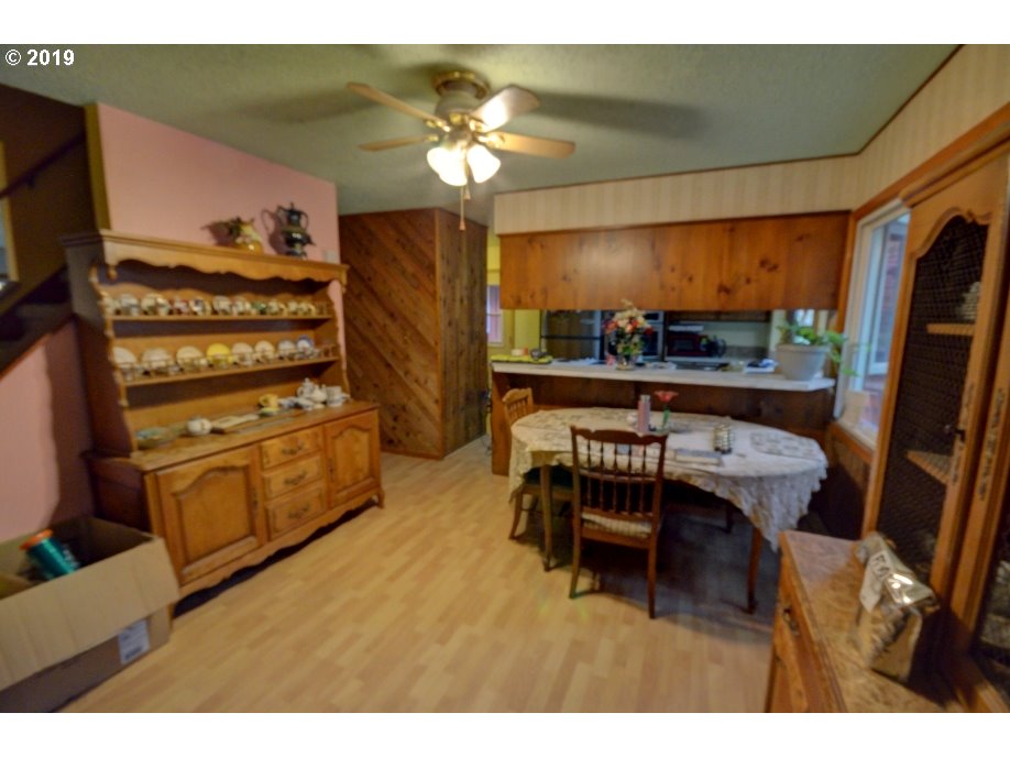 71980 East Linden Road Rhododendron, OR 97049 - Photo 7 of 30 Gallery Image 7