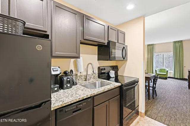 $215,000 | 225 Collier Drive, Unit 1317, Sevierville, TN 37862