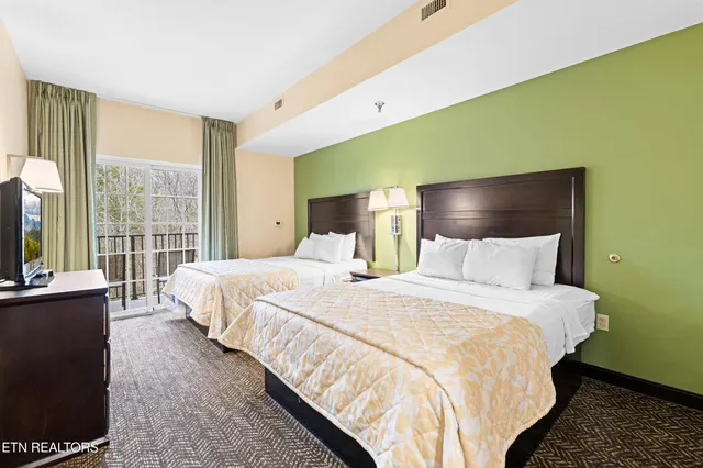 $215,000 | 225 Collier Drive, Unit 1317, Sevierville, TN 37862