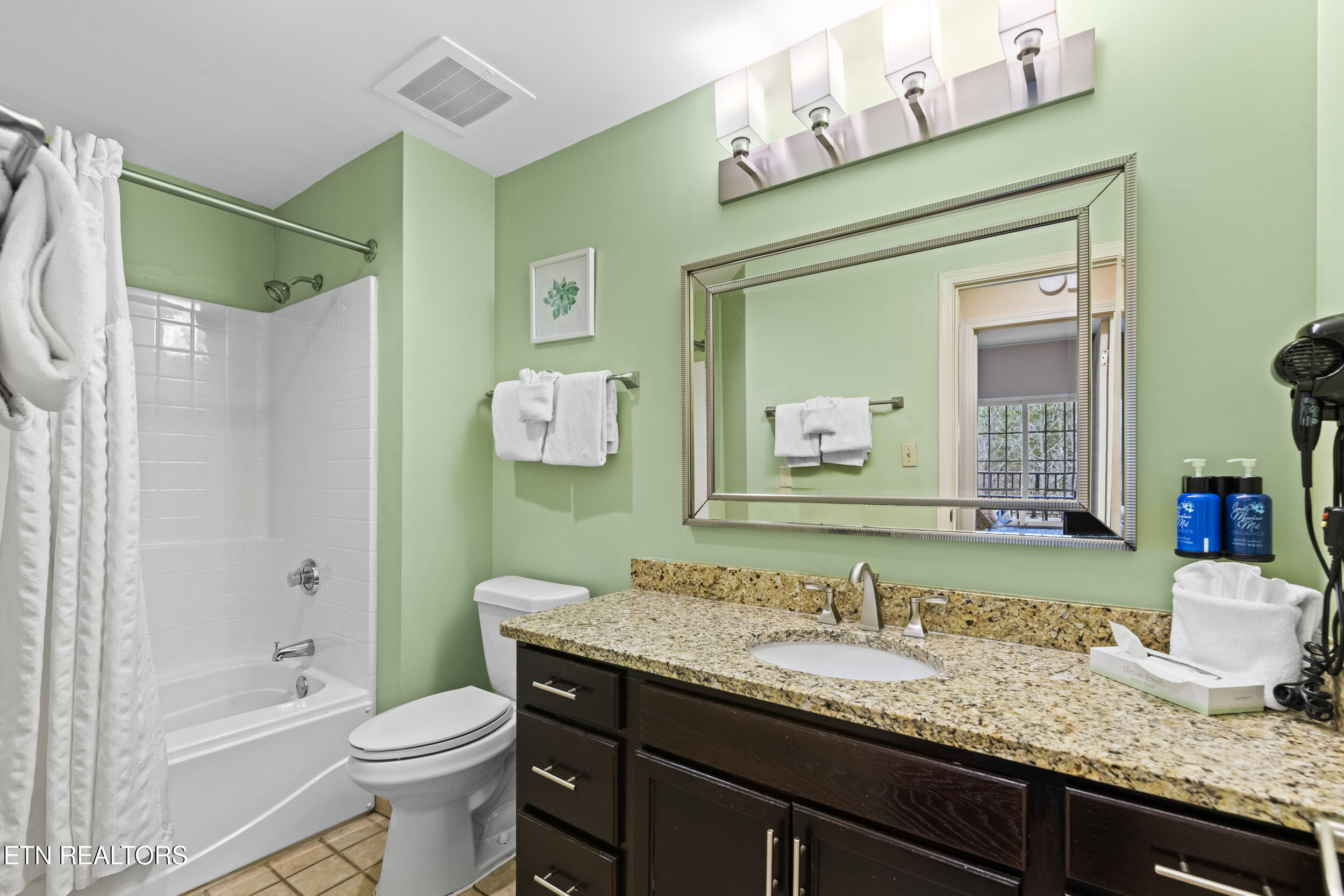 225 Collier Drive, Unit 1317 Sevierville, TN 37862 - Photo 22 of 31 225 collier drive - 1317-22