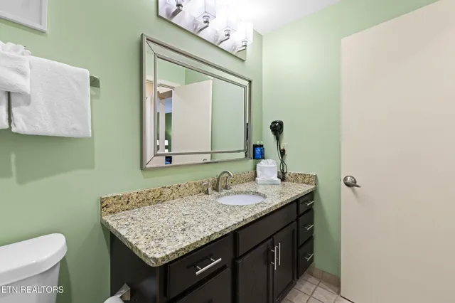 $215,000 | 225 Collier Drive, Unit 1317, Sevierville, TN 37862