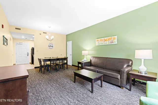 $215,000 | 225 Collier Drive, Unit 1317, Sevierville, TN 37862