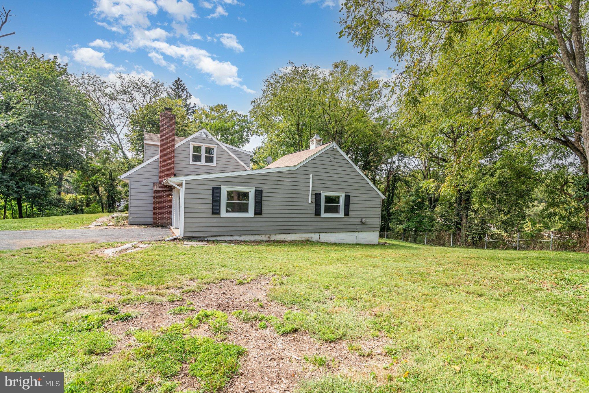 191 Pinetown Road Leola, PA 17540 - Photo 26 of 34 a view of a house with a yard