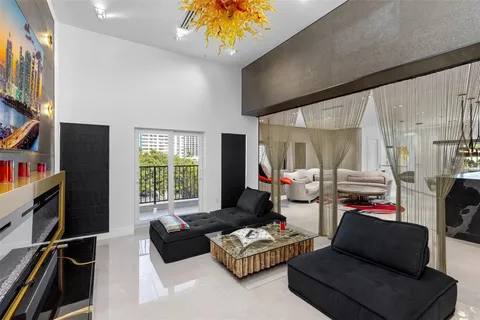 $3,599,999 | 3021 Riomar Street, Fort Lauderdale, FL 33304