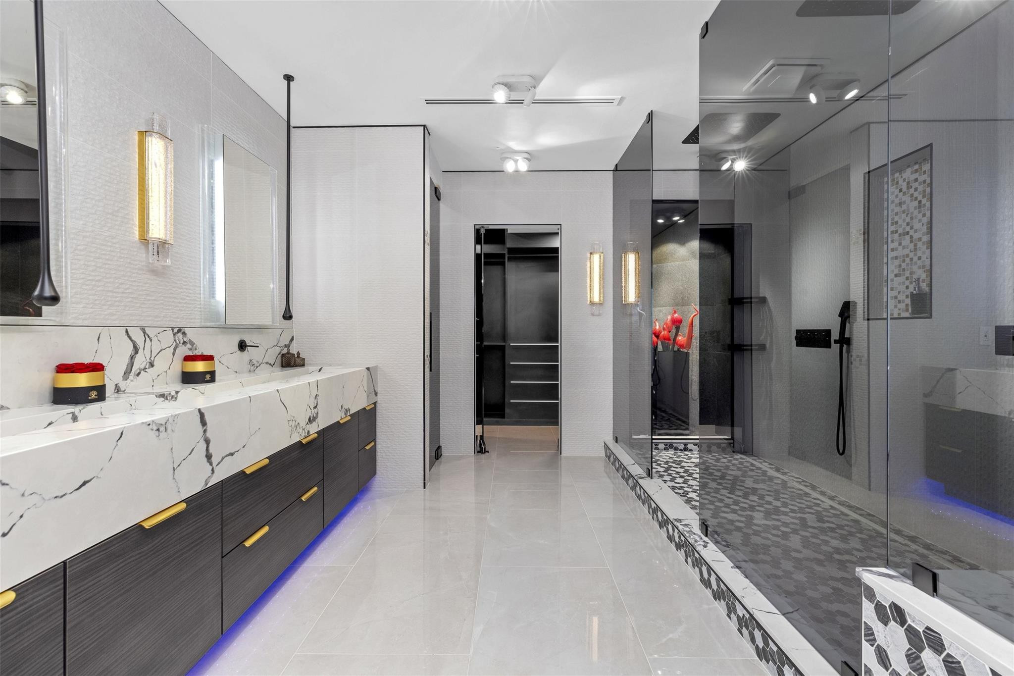 3021 Riomar Street Fort Lauderdale, FL 33304 - Photo 33 of 62 Photo 33