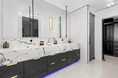 $3,599,999 | 3021 Riomar Street, Fort Lauderdale, FL 33304