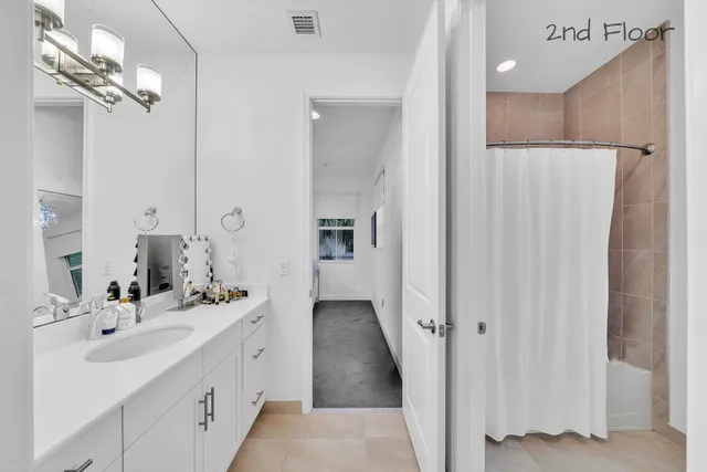 $6,100 | 23008 Clear Echo Drive, Unit 11, Boca Raton, FL 33433