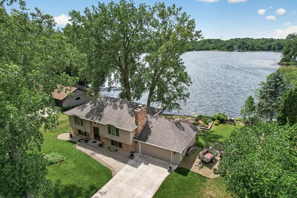 $625,000 | 7183 Birchview Road, Maple Grove, MN 55369