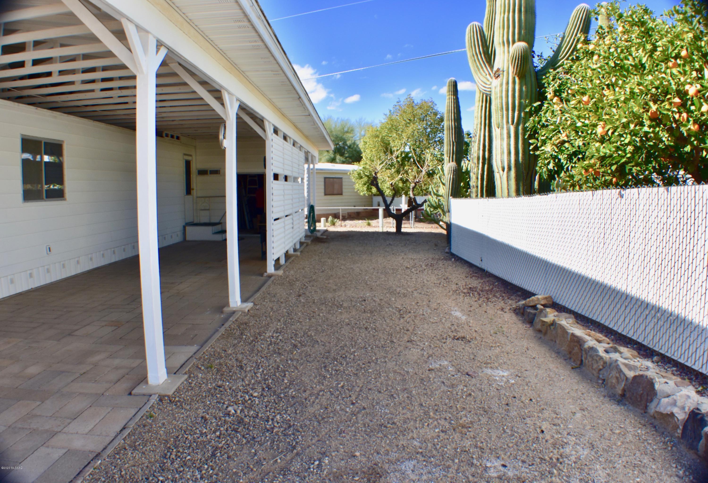 2720 South Box B Street Tucson, AZ 85713 - Photo 6 of 29