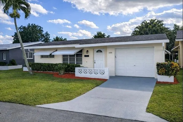 $329,900 | 4906 Northwest 53rd Court, Tamarac, FL 33319