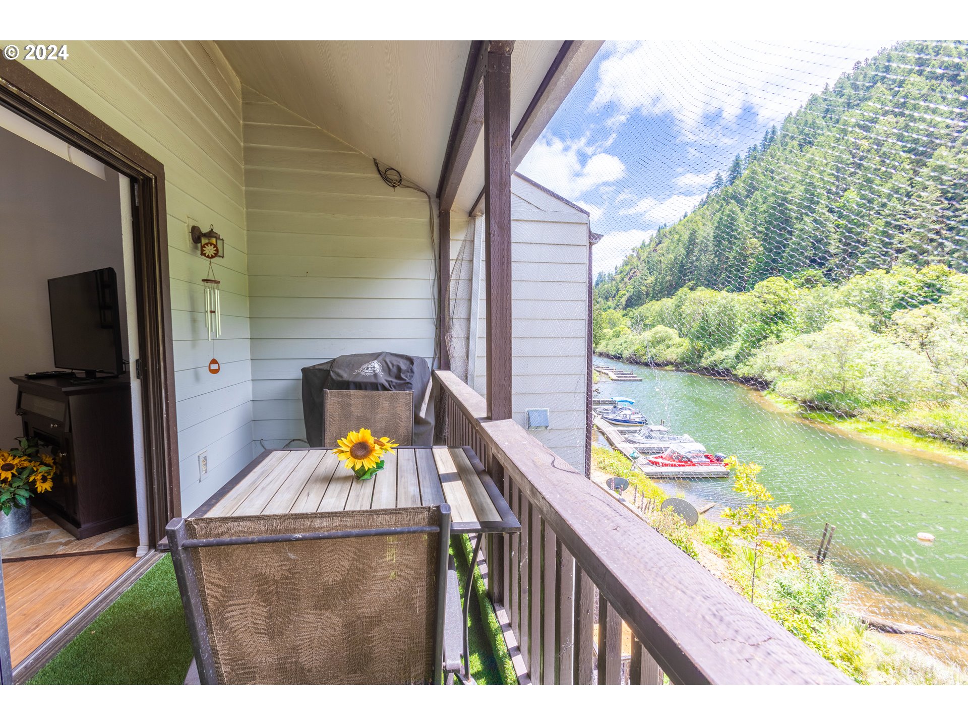 43605 Highway 38, Unit 39 Reedsport, OR 97467 - Photo 15 of 37 Patio