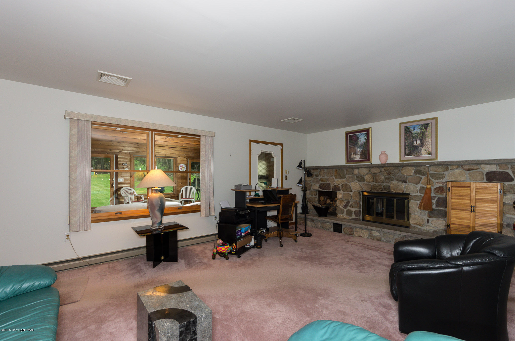 366 McKay Road Henryville, PA 18332 - Photo 5 of 16 Family Room