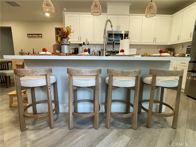 $752,000 | 24269 Sonieta Court, Corona, CA 92883