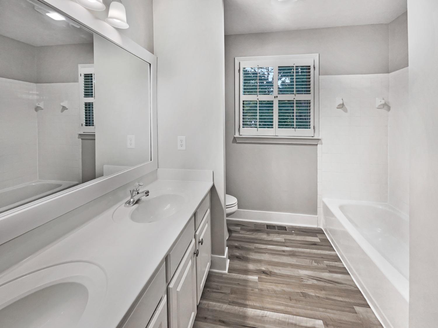 8384 Kenwood Road Cincinnati, OH 45236 - Photo 19 of 36