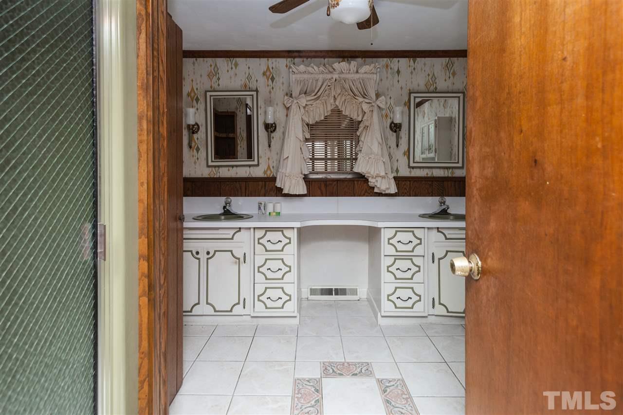 2823 Shotwell Road Raleigh, NC 27610 - Photo 12 of 24 Gallery Image 12