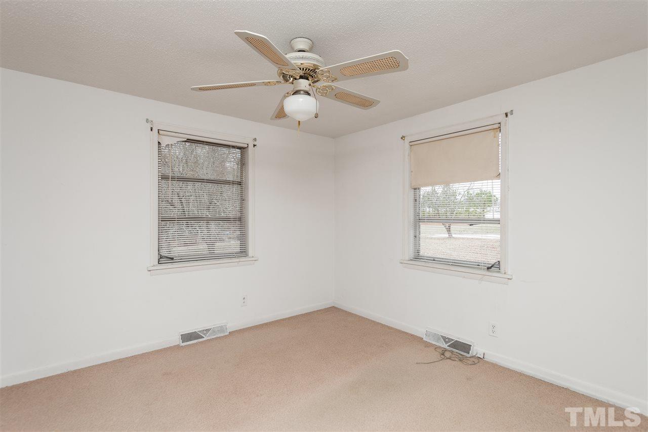 2823 Shotwell Road Raleigh, NC 27610 - Photo 10 of 24 Gallery Image 10
