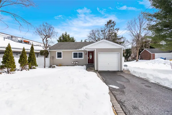$599,999 | 25 State Place, Huntington, NY 11743