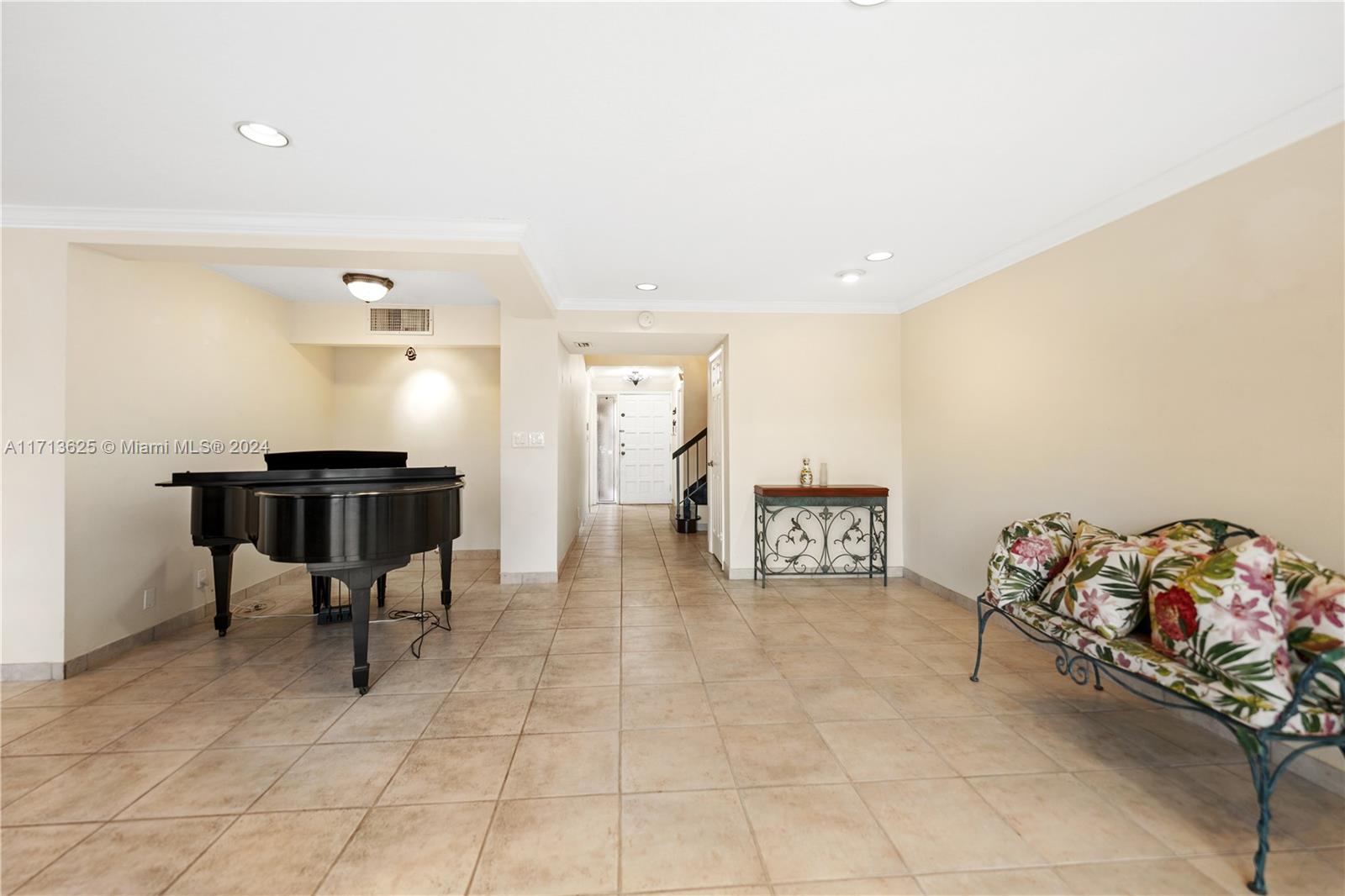 1709 St Andrews Road Hollywood, FL 33021 - Photo 16 of 46 Gallery Image 16