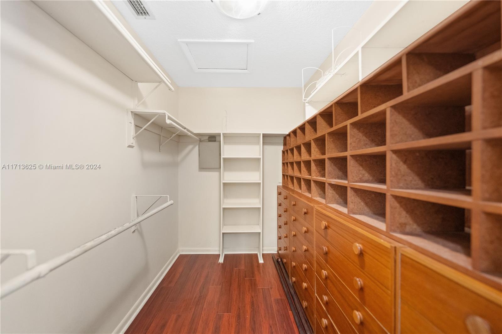 1709 St Andrews Road Hollywood, FL 33021 - Photo 27 of 46 Gallery Image 27
