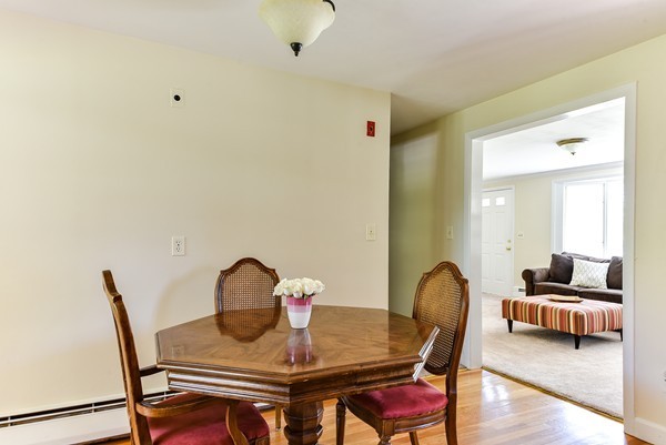 20 Elmfield Road Framingham, MA 01701 - Photo 10 of 29