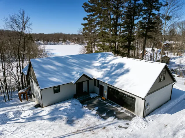$824,900 | 2568 28 1/4 Street, Cedar Lake, WI 54817
