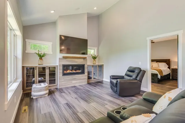 $874,900 | 2568 28 1/4 Street, Birchwood, WI 54817