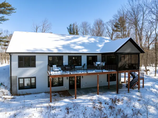 $824,900 | 2568 28 1/4 Street, Cedar Lake, WI 54817